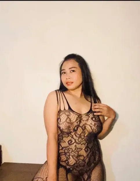 Mia Masseuse