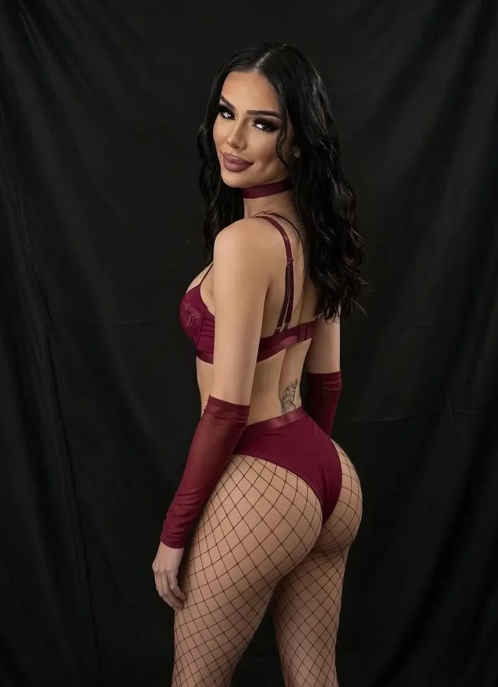 Mia cakes