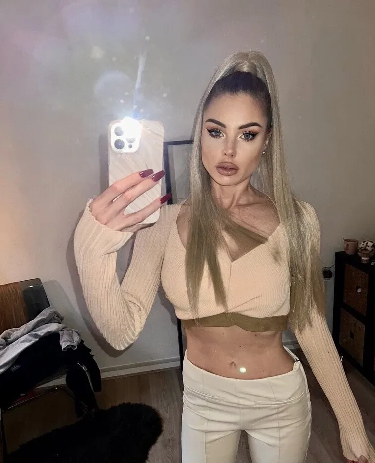 MILA NOVA